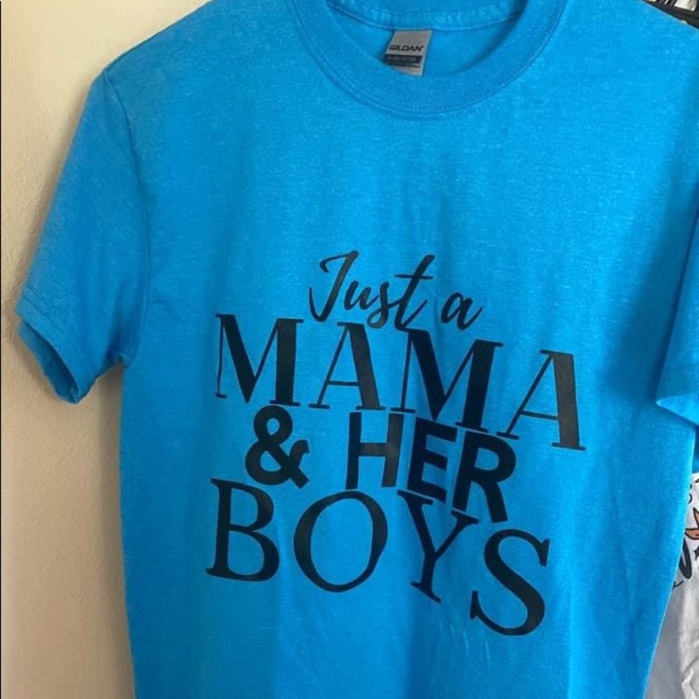 Mama Tee